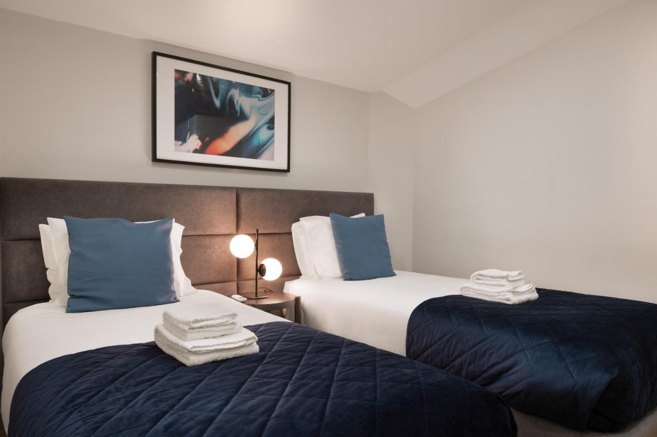 Invicta Premium - 4Br Downtown Apartment With Ac 포르투 외부 사진