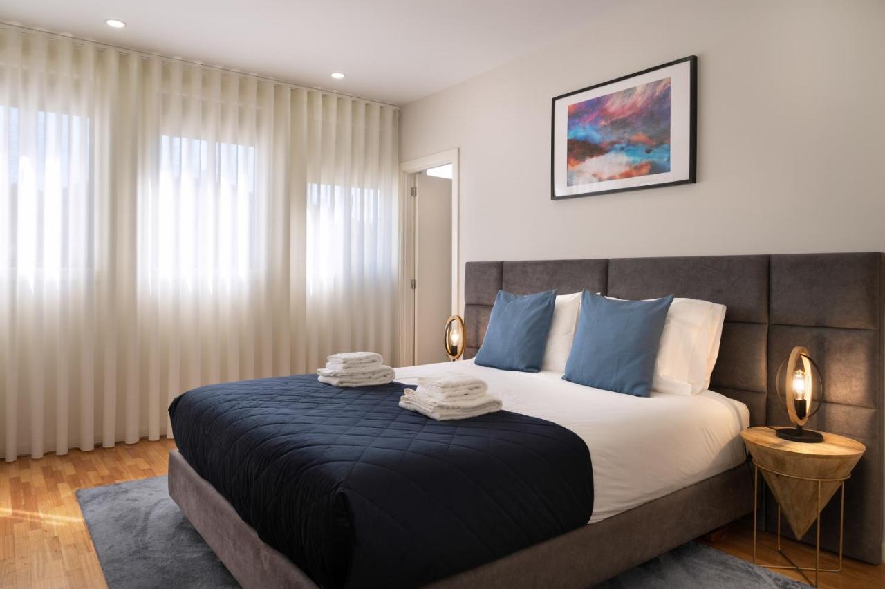 Invicta Premium - 4Br Downtown Apartment With Ac 포르투 외부 사진
