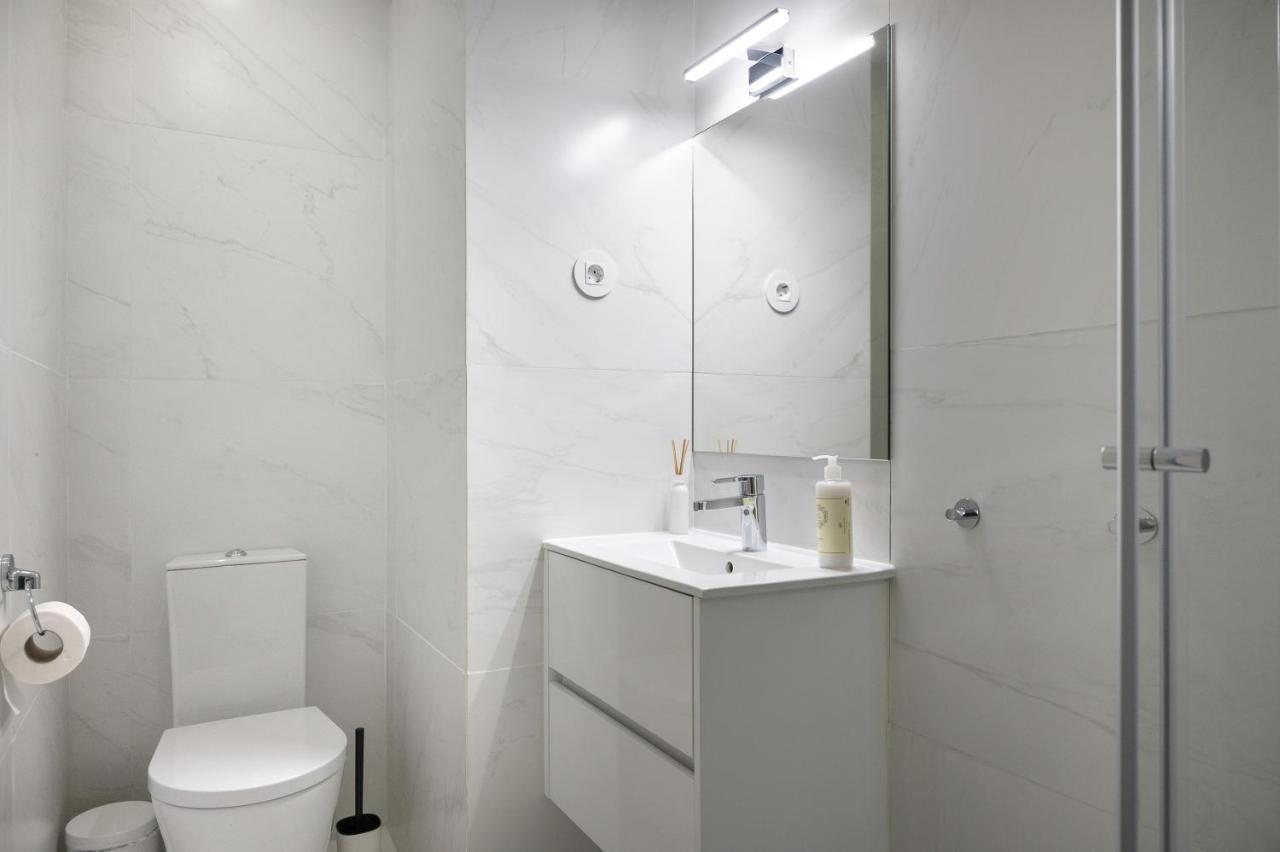 Invicta Premium - 4Br Downtown Apartment With Ac 포르투 외부 사진
